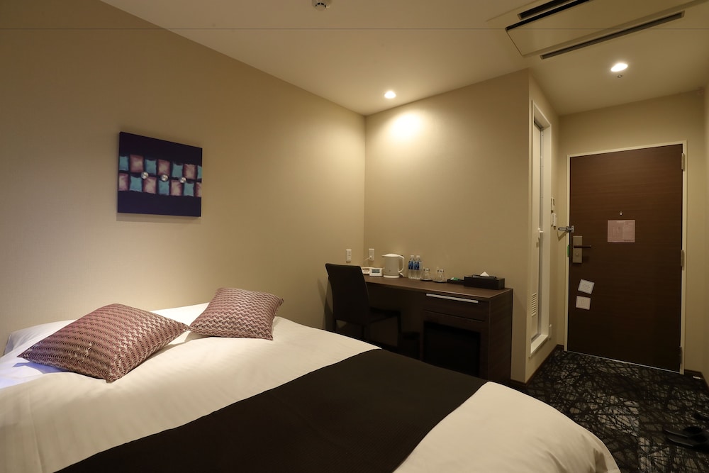 Osaka Teikoku Hotel 16/38