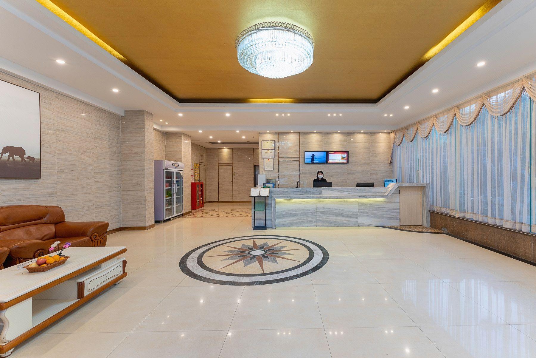 Jtour Hotel Zhuhai Xiangzhou Pearl Light Rail Station Branch 12/28