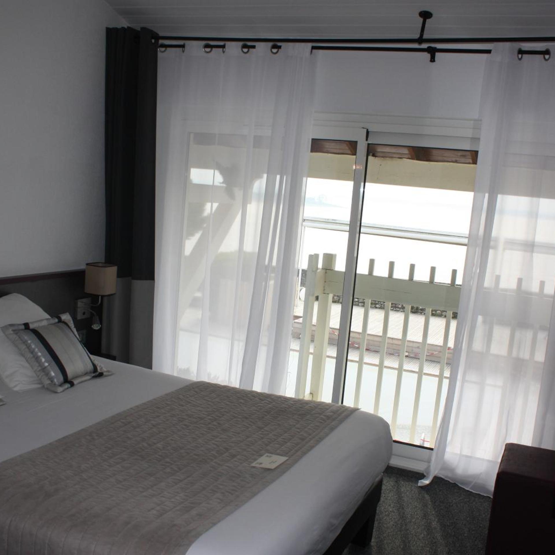 غرفة قياسية بسرير مزدوج بإطلالة، Hotel La Citadelle 7/10