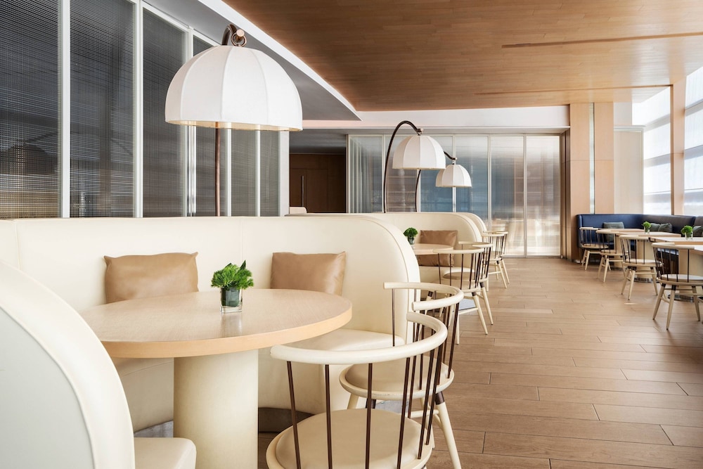 Courtyard By Marriott Hong Kong Shatin 36/46