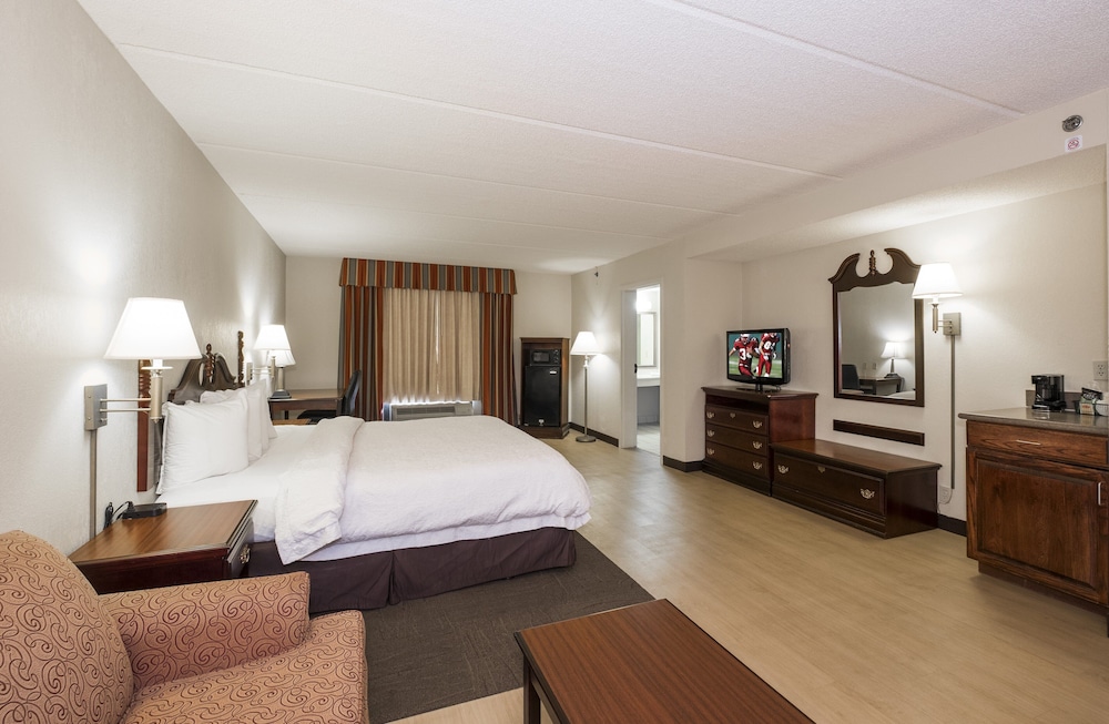 Red Roof Inn Tupelo 18/44