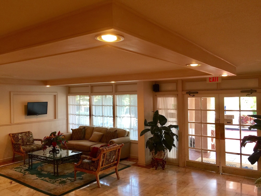 Grand Palms Resort 40/58