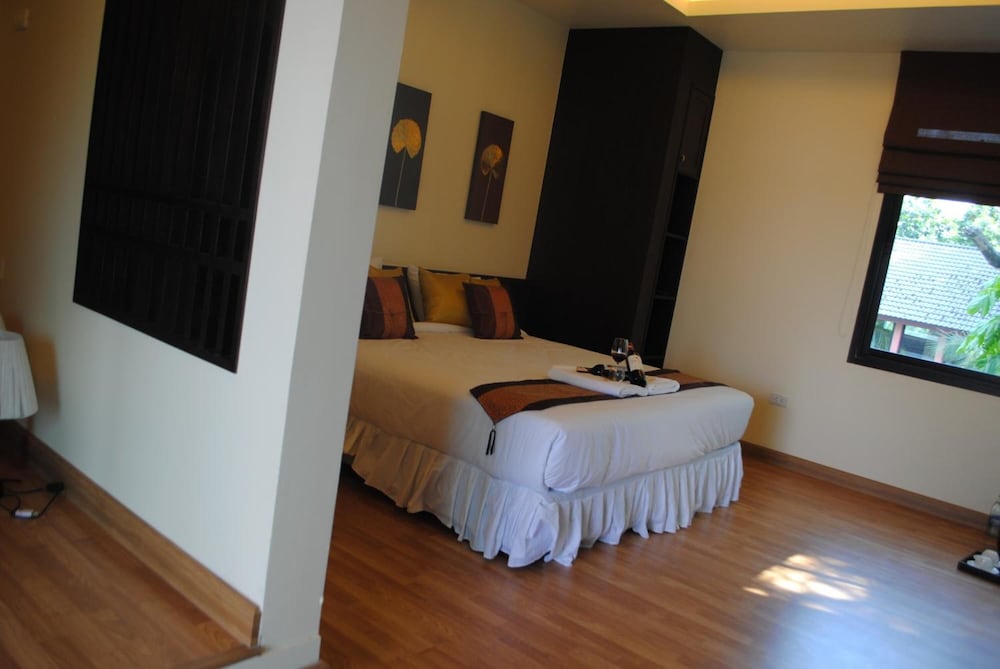 Monsane River Kwai Resort 18/75
