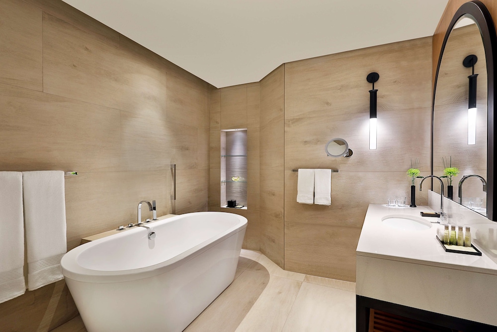 Doubletree by Hilton Dubai Business Bay 15/65