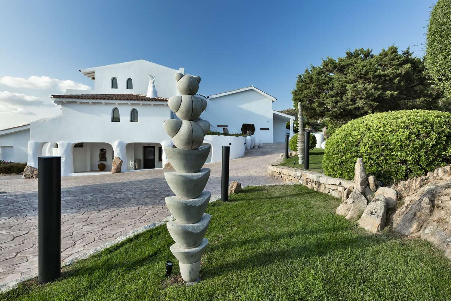 Sulia House Porto Rotondo, Curio Collection by Hilton 79/99