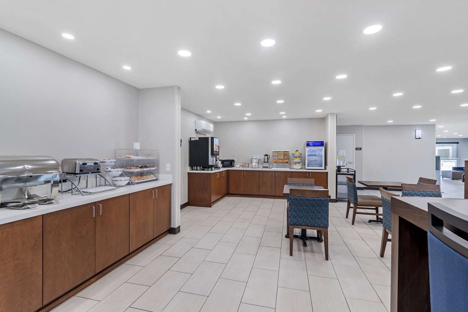 Comfort Inn & Suites Brunswick I-95 12/19