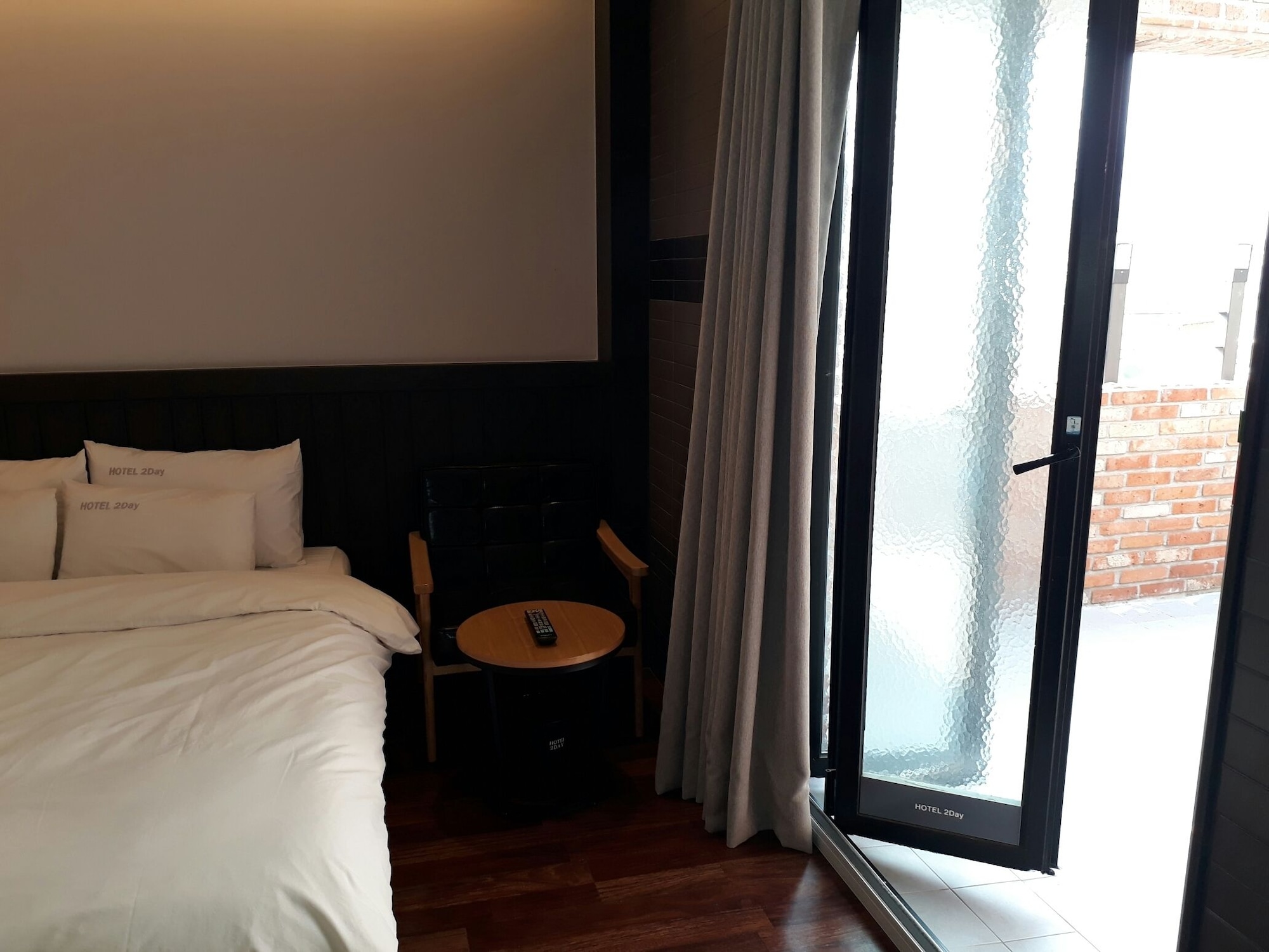 Deluxe, Double Bed