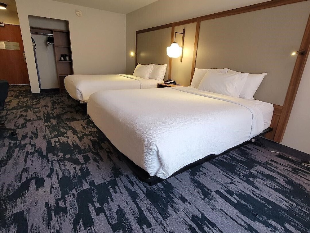 ROOM, 2 QUEEN BEDS, ACCESSIBLE