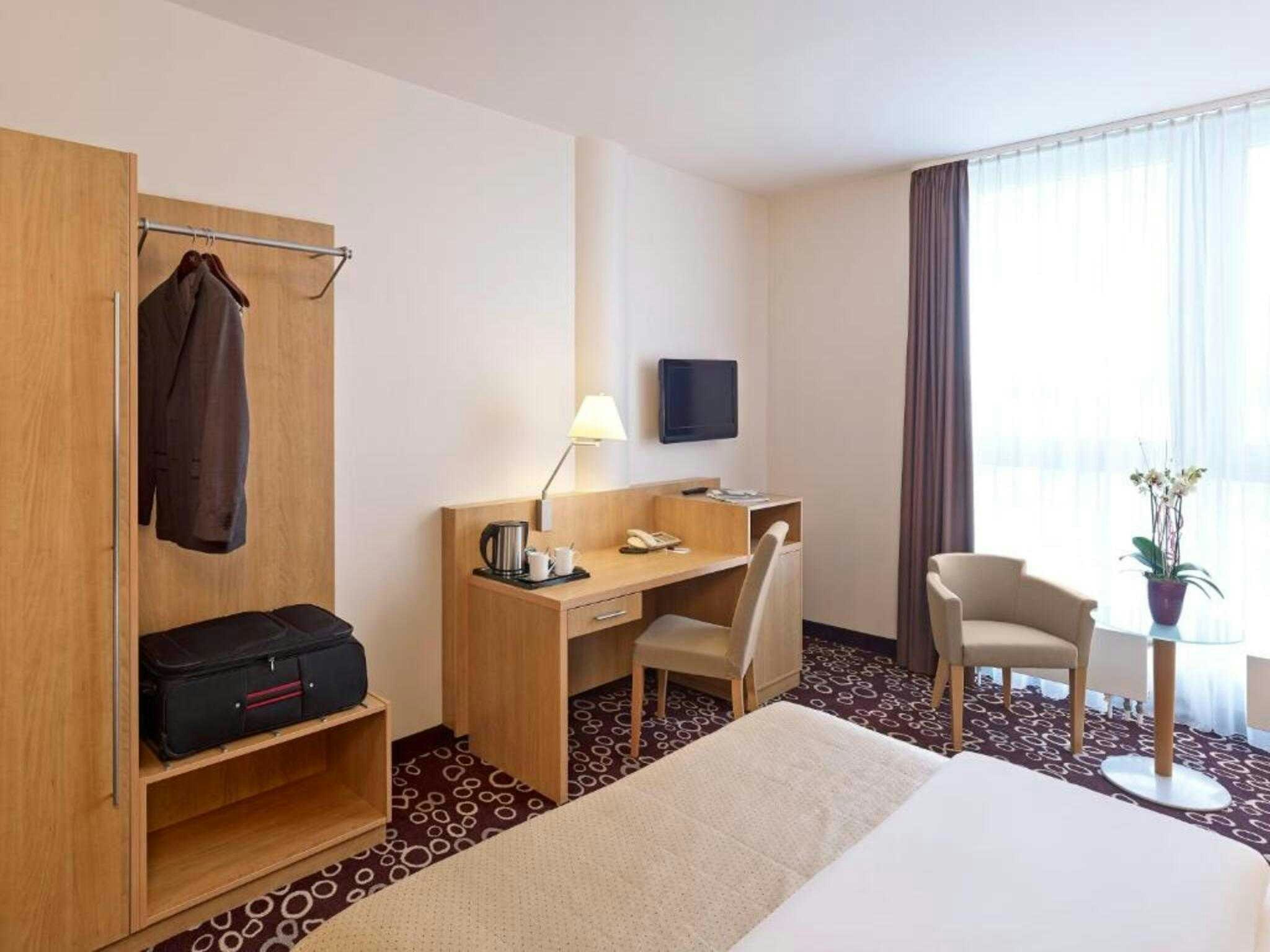 Mercure Hotel Dortmund City 8/21