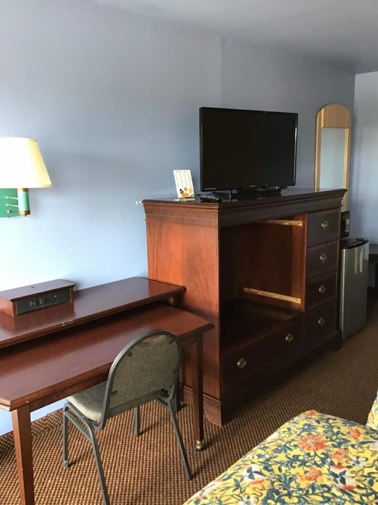Rodeway Inn 19/22