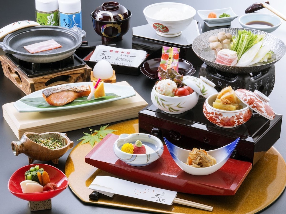 HIRUGAMI GRAND HOTEL TENSHIN 25/40