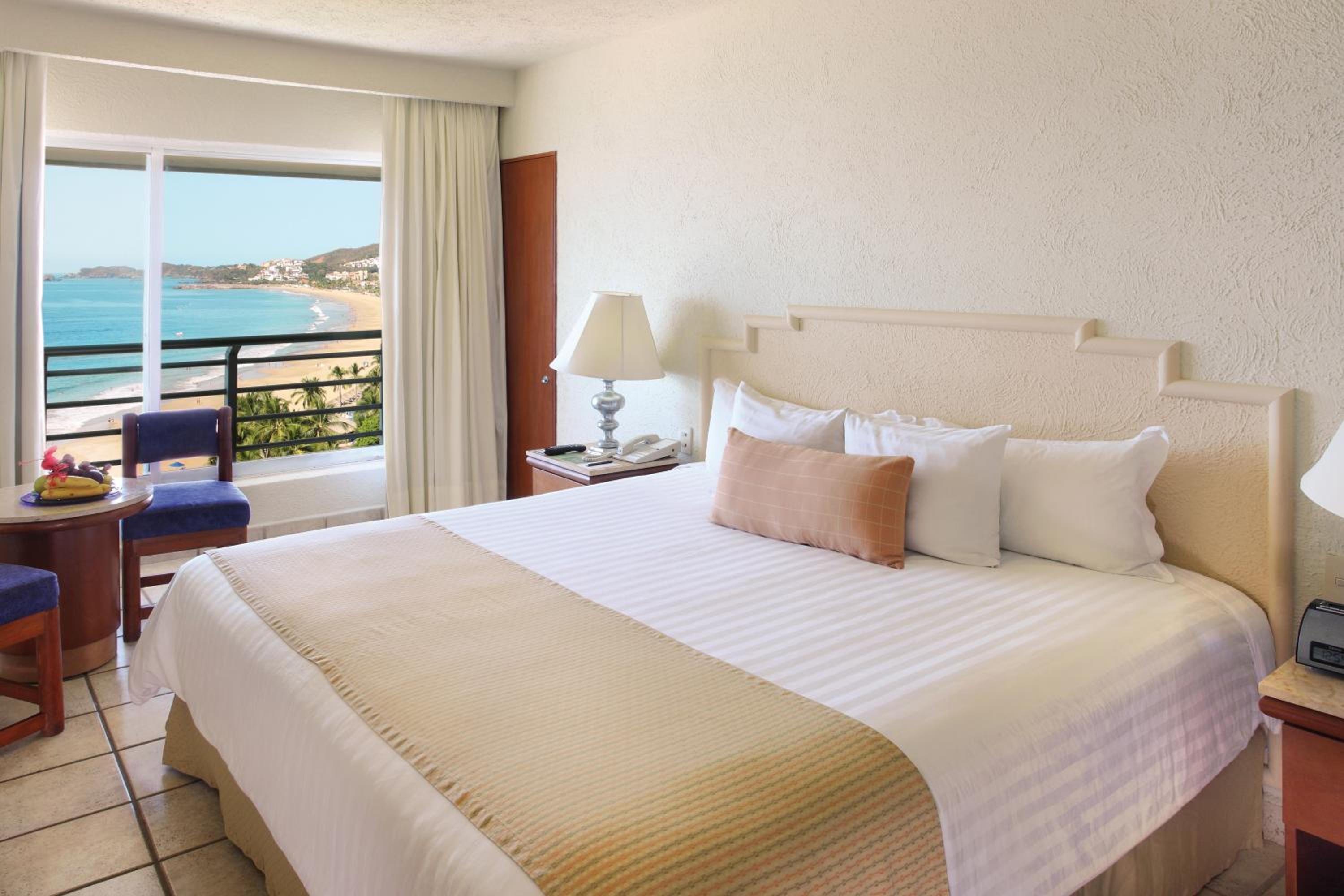 Superior, King Bed, Sea View