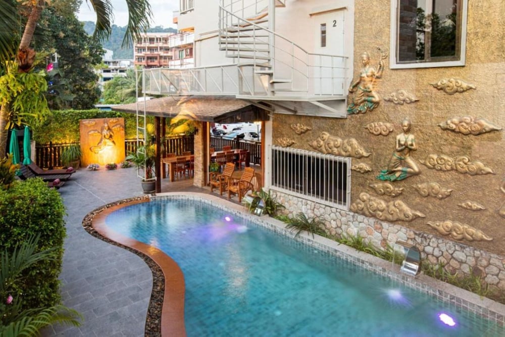 Orchid Garden Hotel 58/64