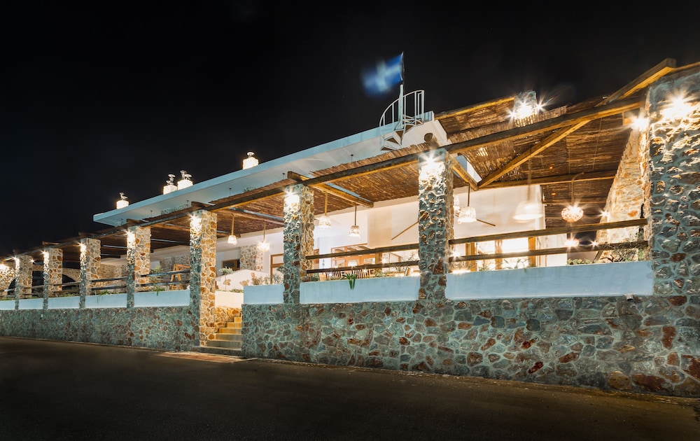 Limeri Traditional Guest House 2/50