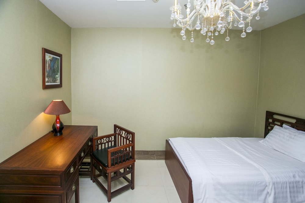 Lagos Oriental Hotel 20/74