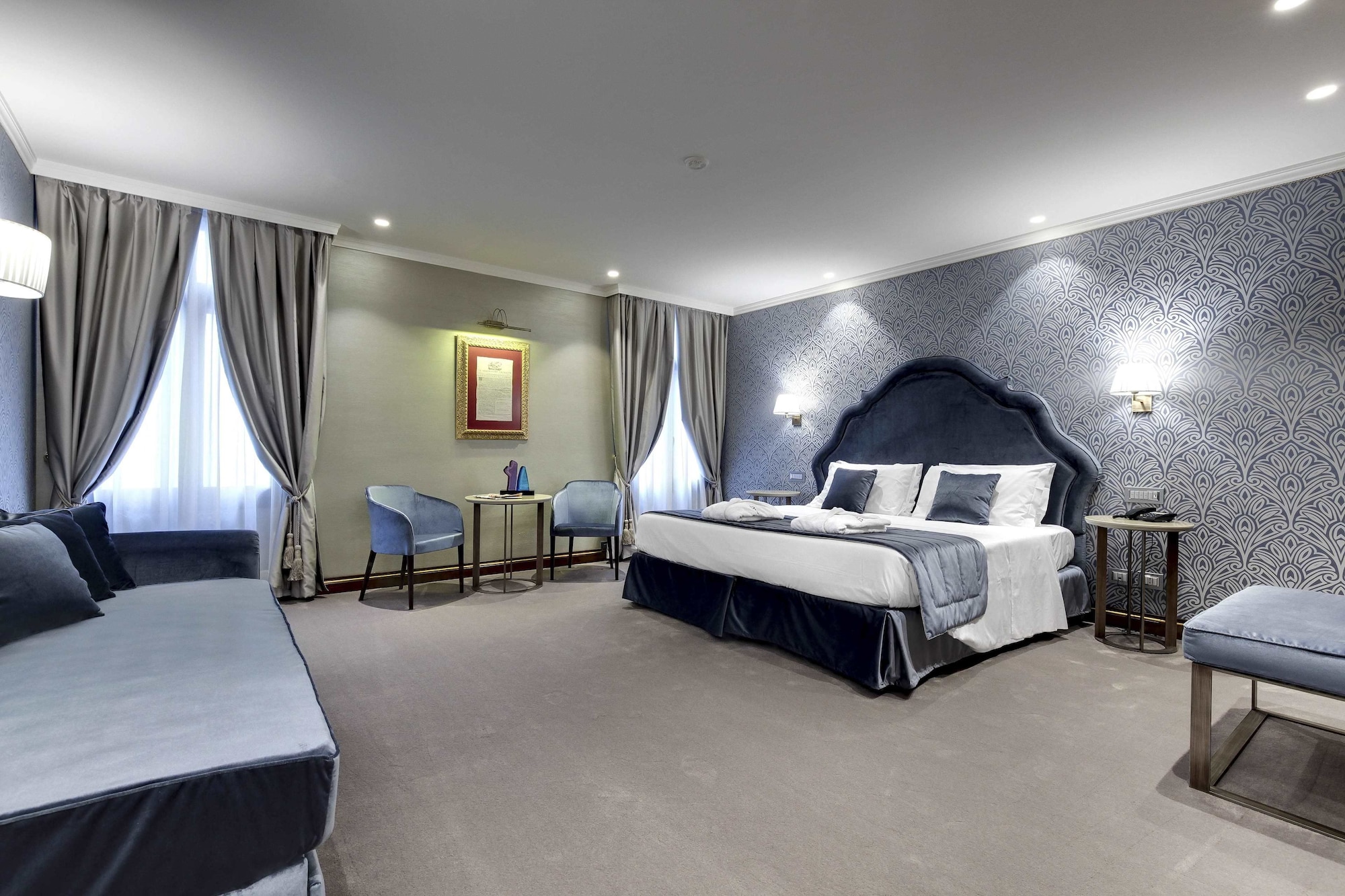 JUNIOR, DOUBLE OR TWIN BED