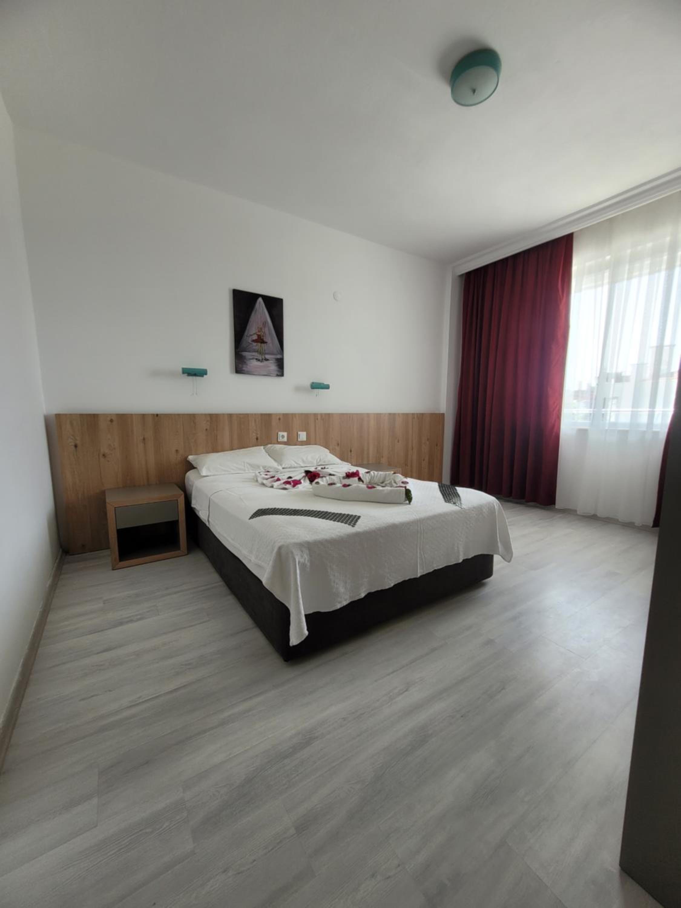 VESTA HOTEL 9/50