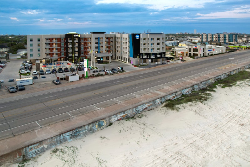 Tru by Hilton Galveston, TX 44/44