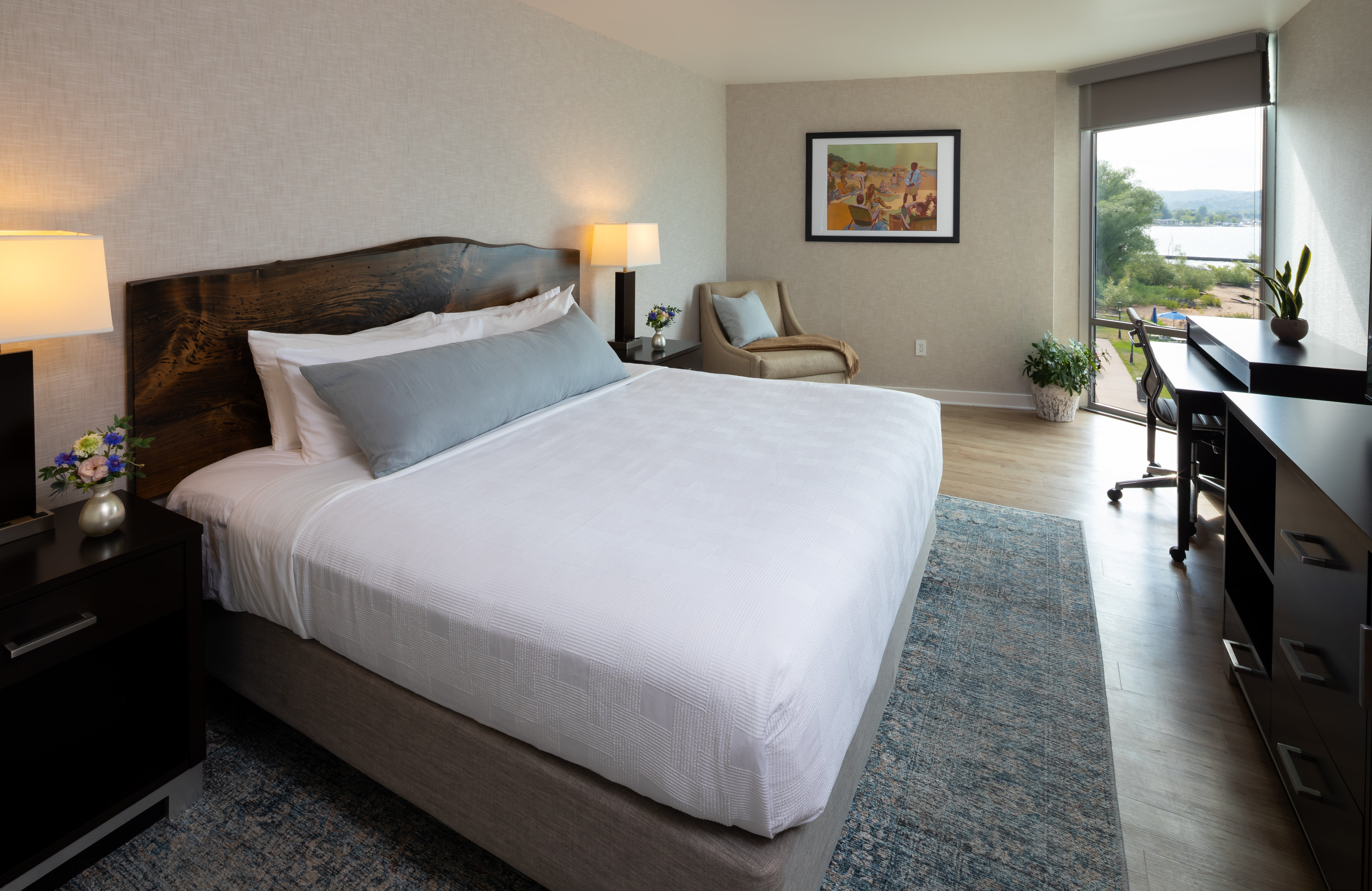 Room, King Bed, Bay View, Accessible