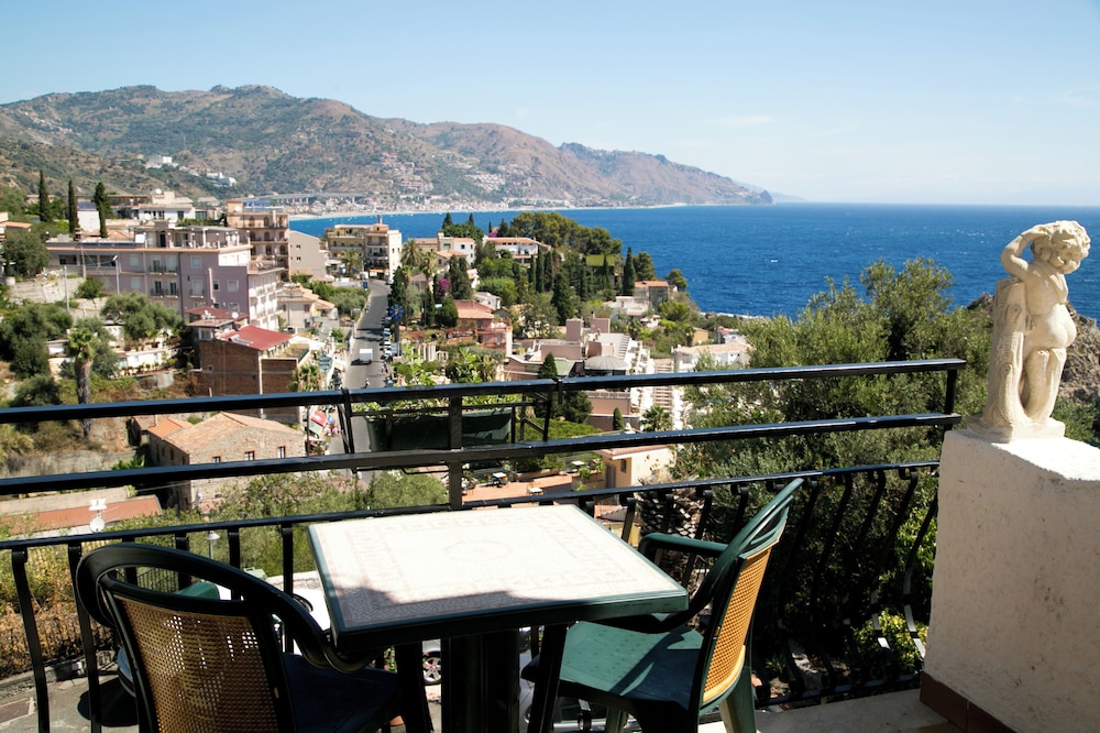Villa Bianca Resort 25/42