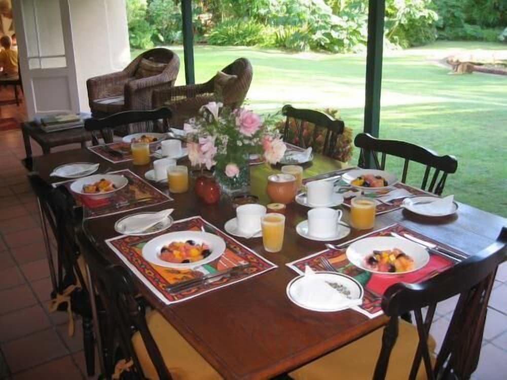 Happy Lands Self Catering/B&B 29/48