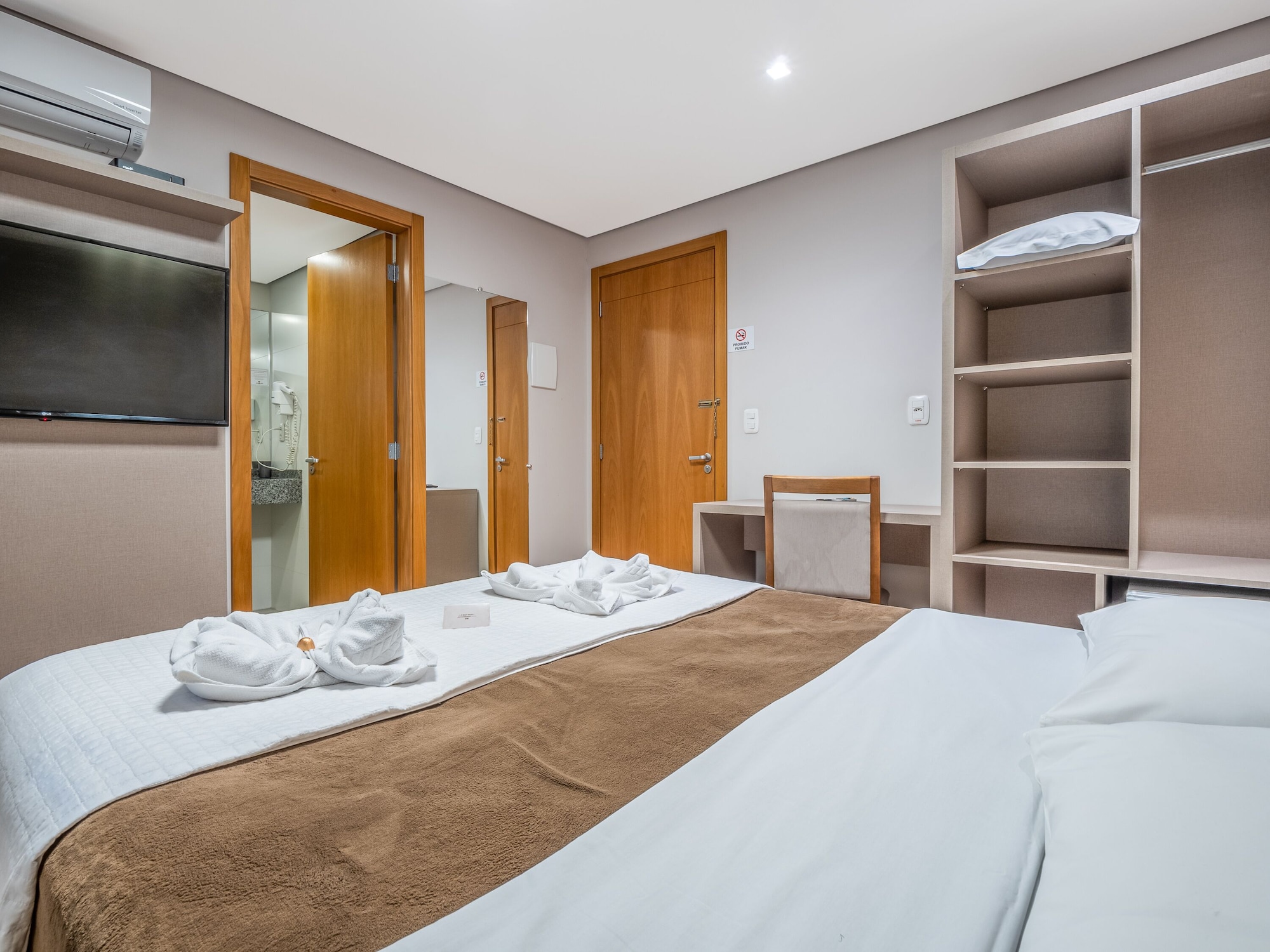 STANDARD, DOUBLE BED