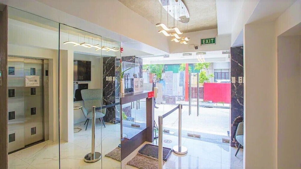 OYO 675 Circuit Hostel 46/50