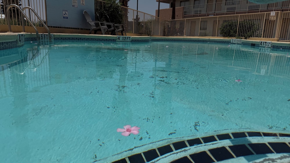 El Paso West Travelodge 9/14