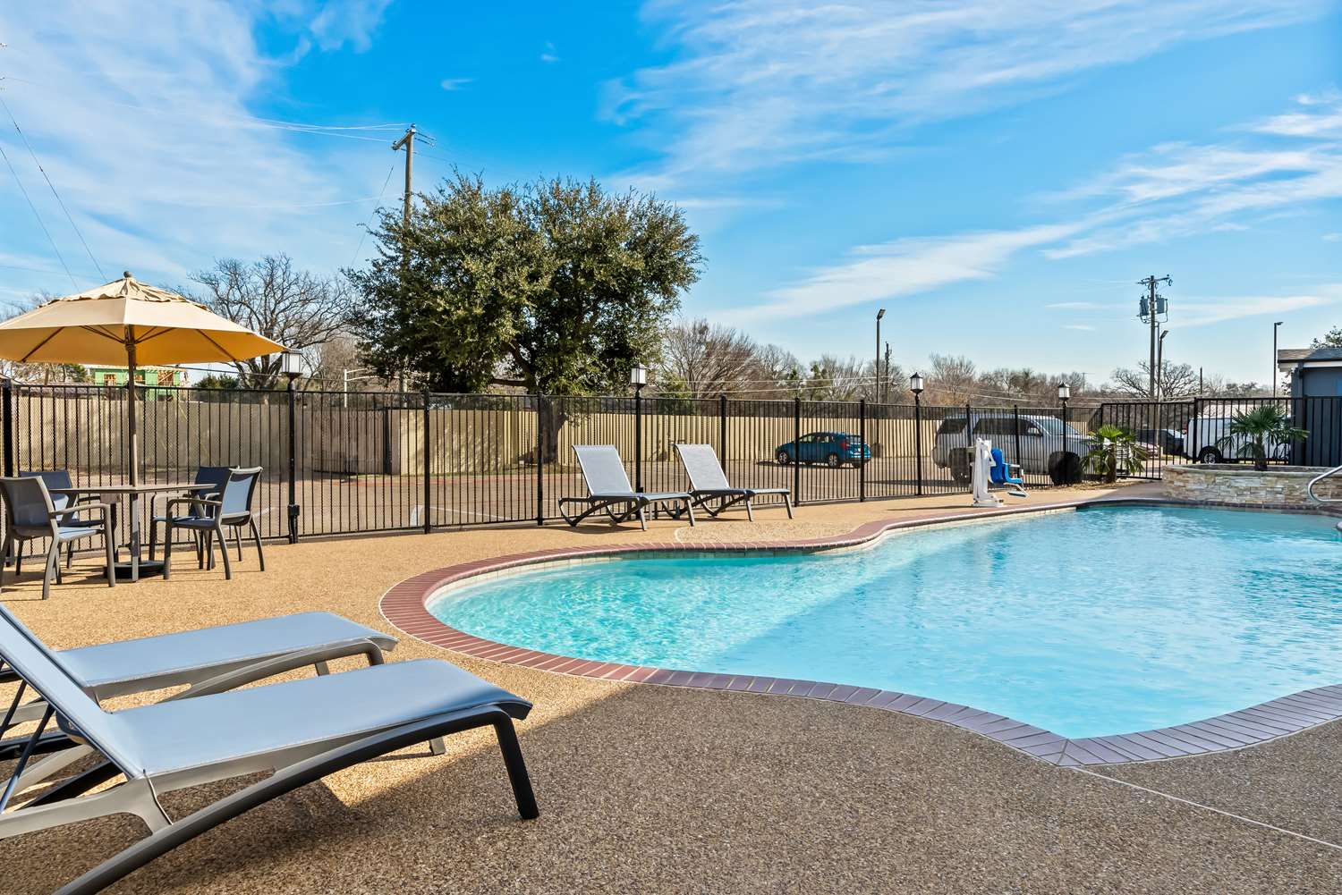 Best Western Executive Inn Seagoville 12/23