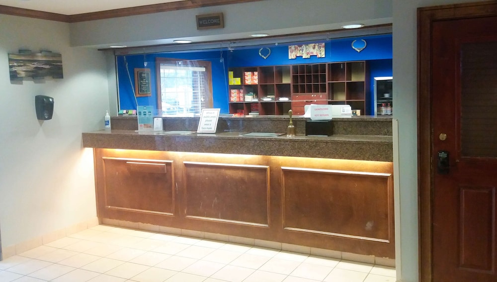 Lobby at Motel6 Myrtle Beach, SC, MYRTLE BEACH - SC