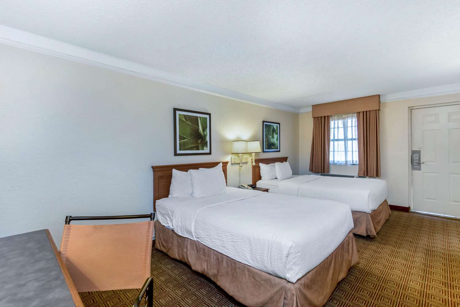 La Quinta Inn San Antonio I 35 N At Rittiman Road 19/46