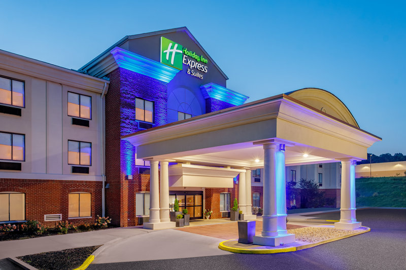 Holiday Inn Express Hotel And Suites Lancaster 6/72