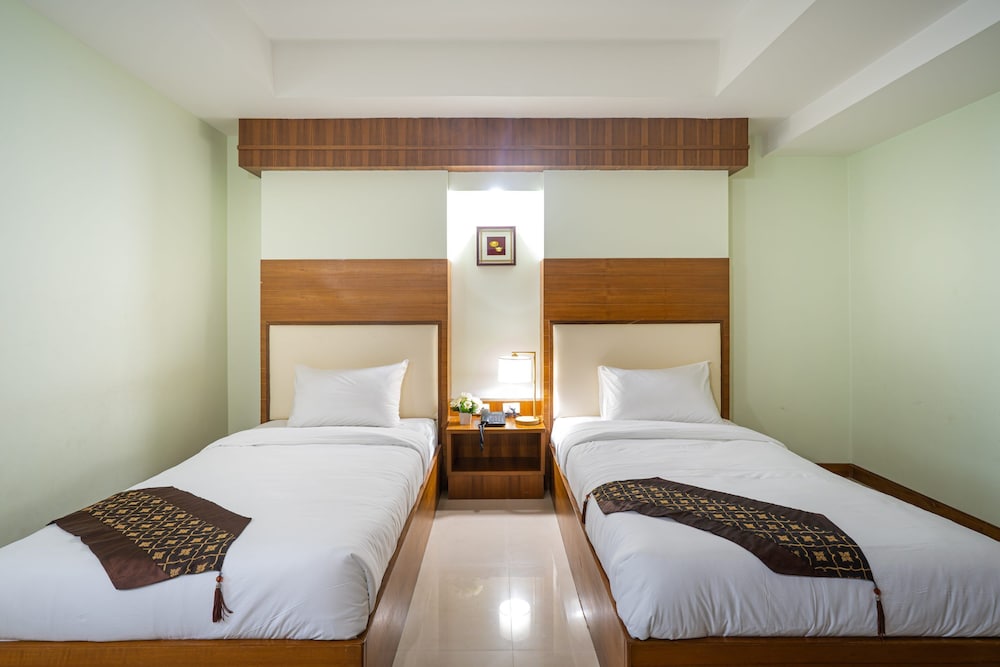 Sirin Hotel & Resident 19/50
