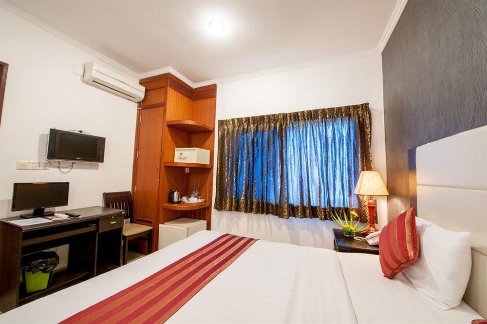 City Centre Hotel 12/35