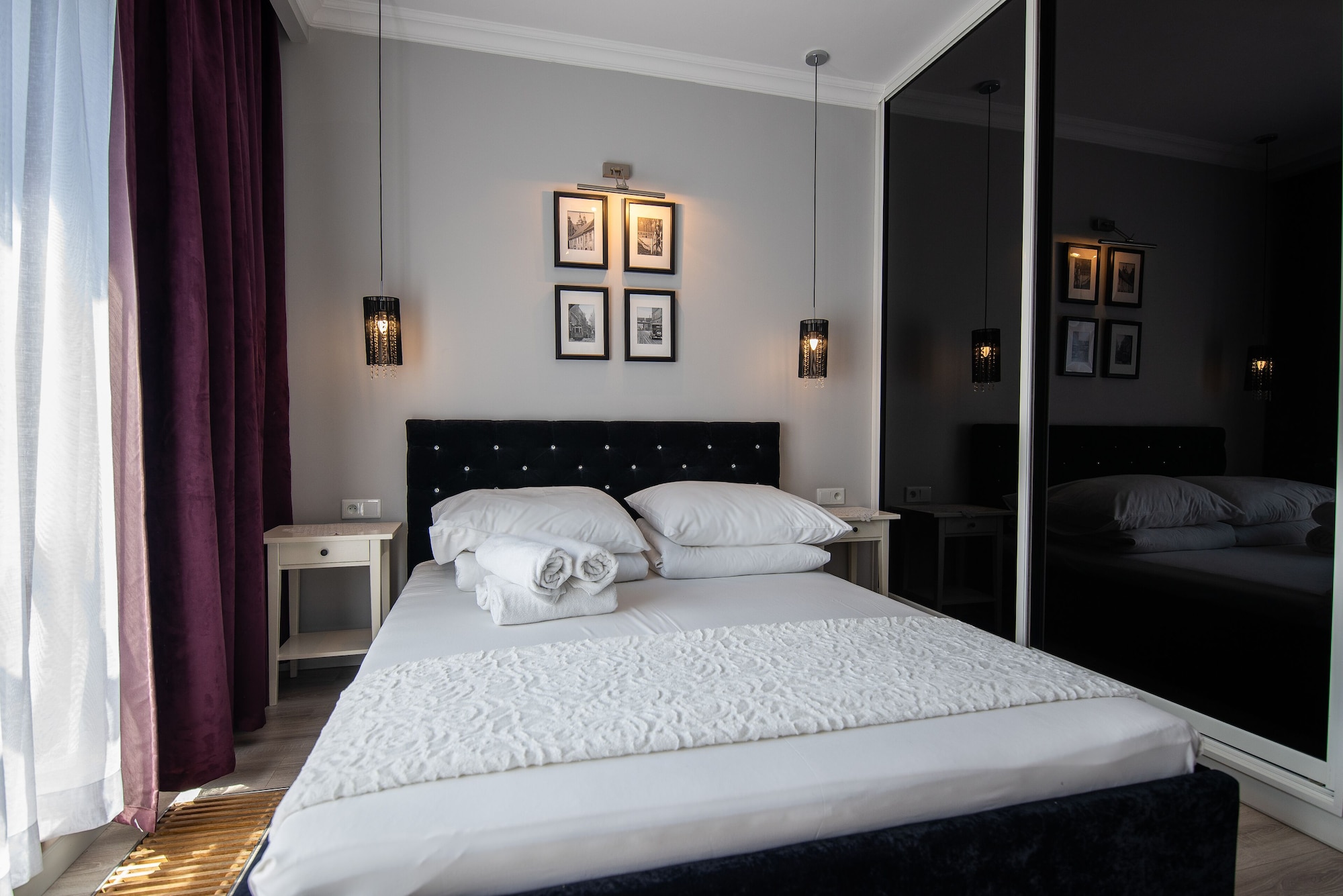 Deluxe, Studio, Queen Bed, Sofa