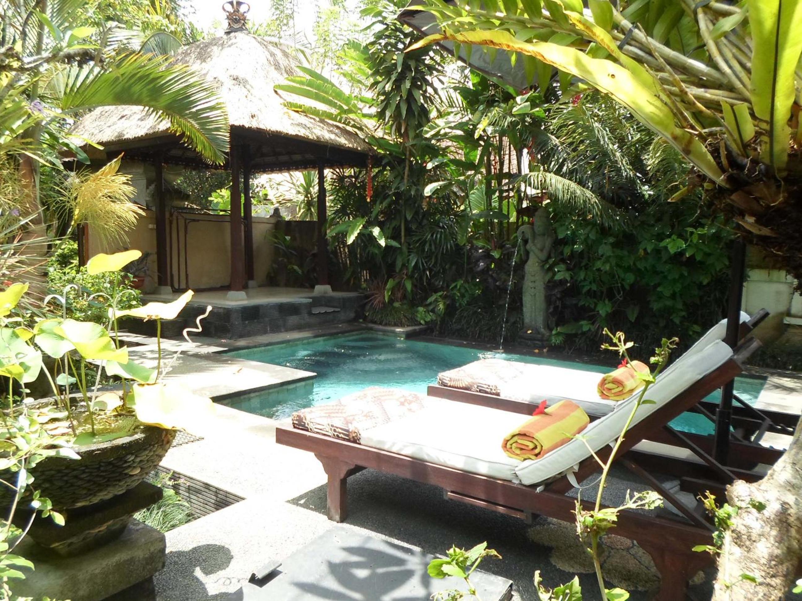 Lily Lane Villas 46/50