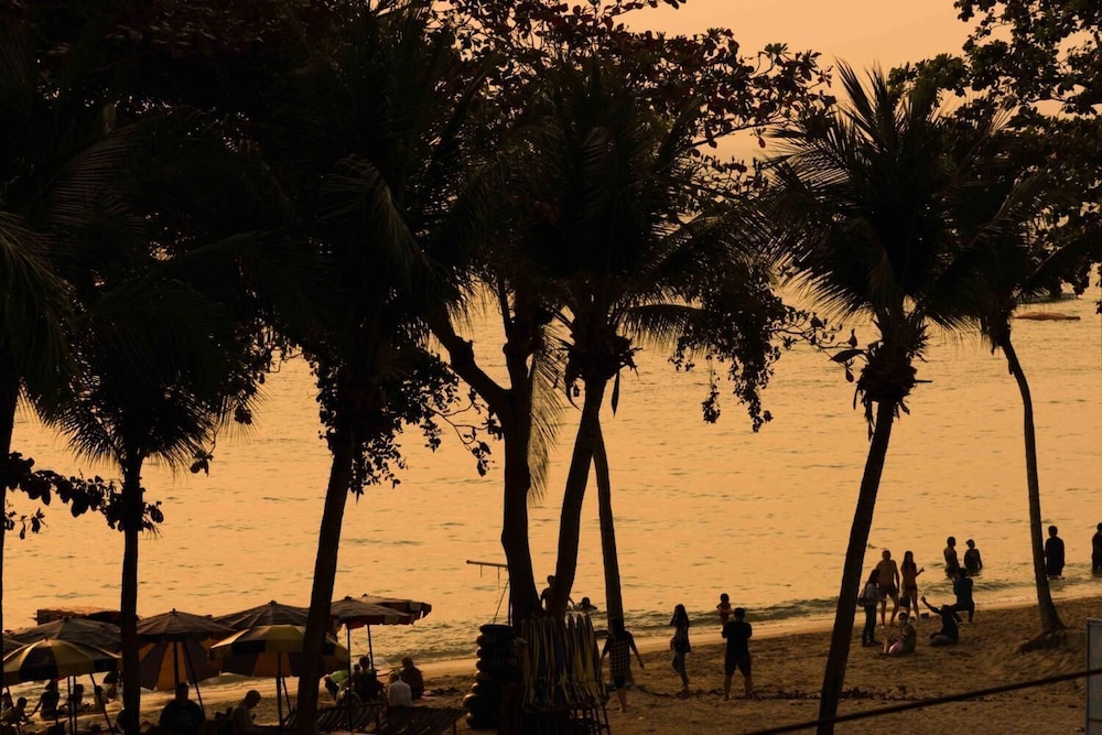 Jomtien Boathouse 47/56