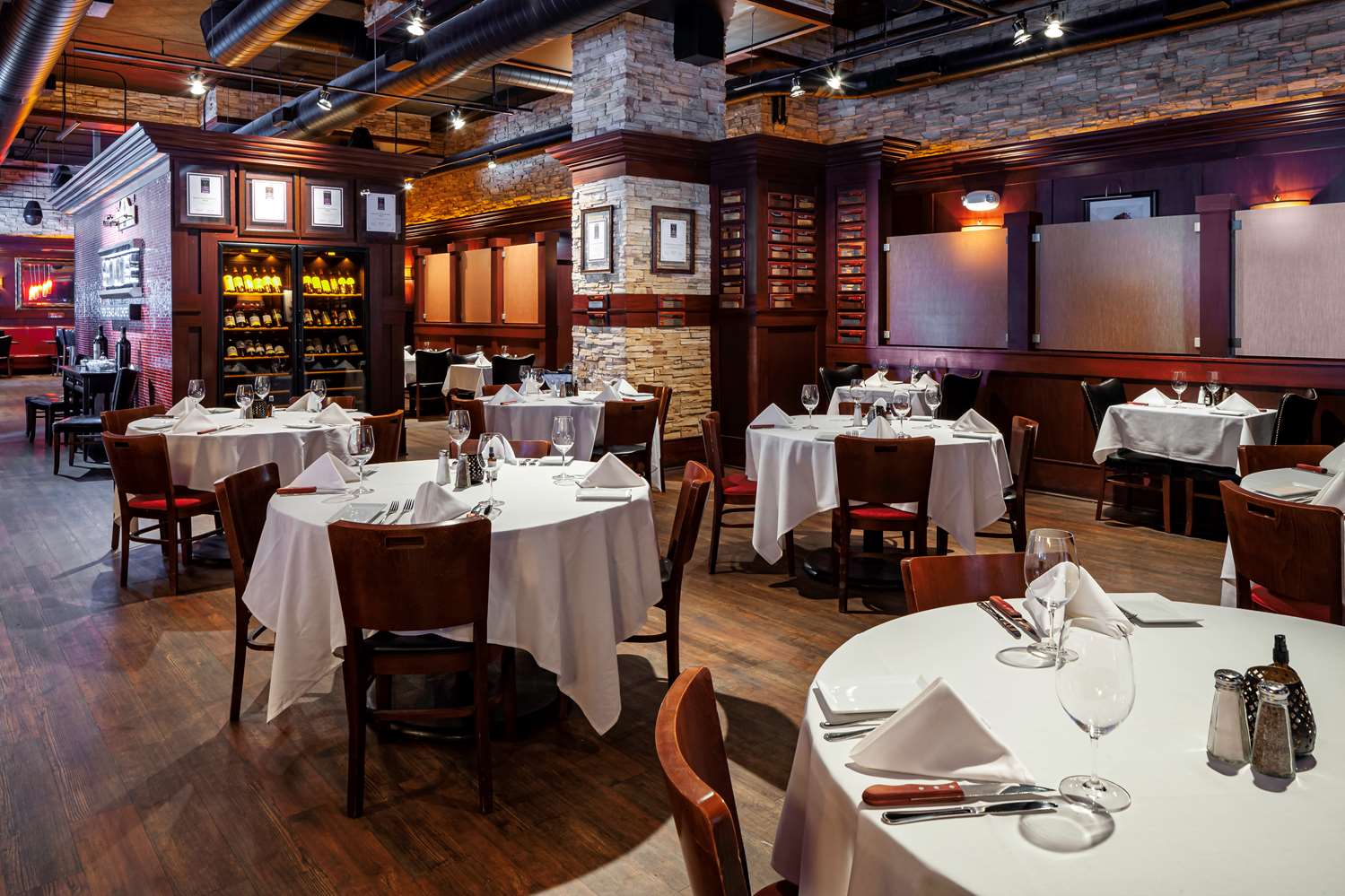 restaurant cafeteria