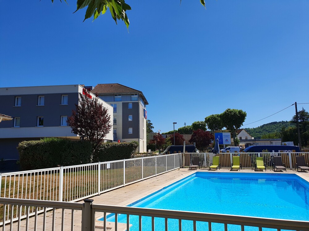 Ibis Cahors 46/50