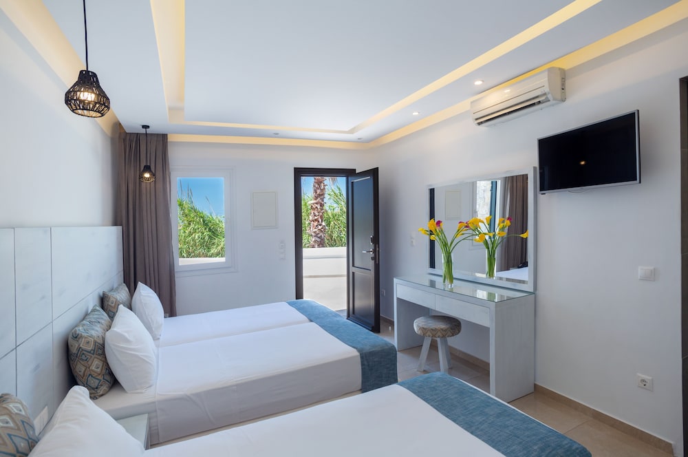 Tropicana Hotel 18/50