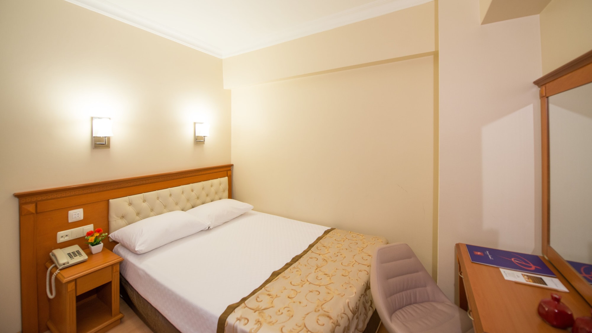 Room at Prestige Hotel Old City, ISTANBUL