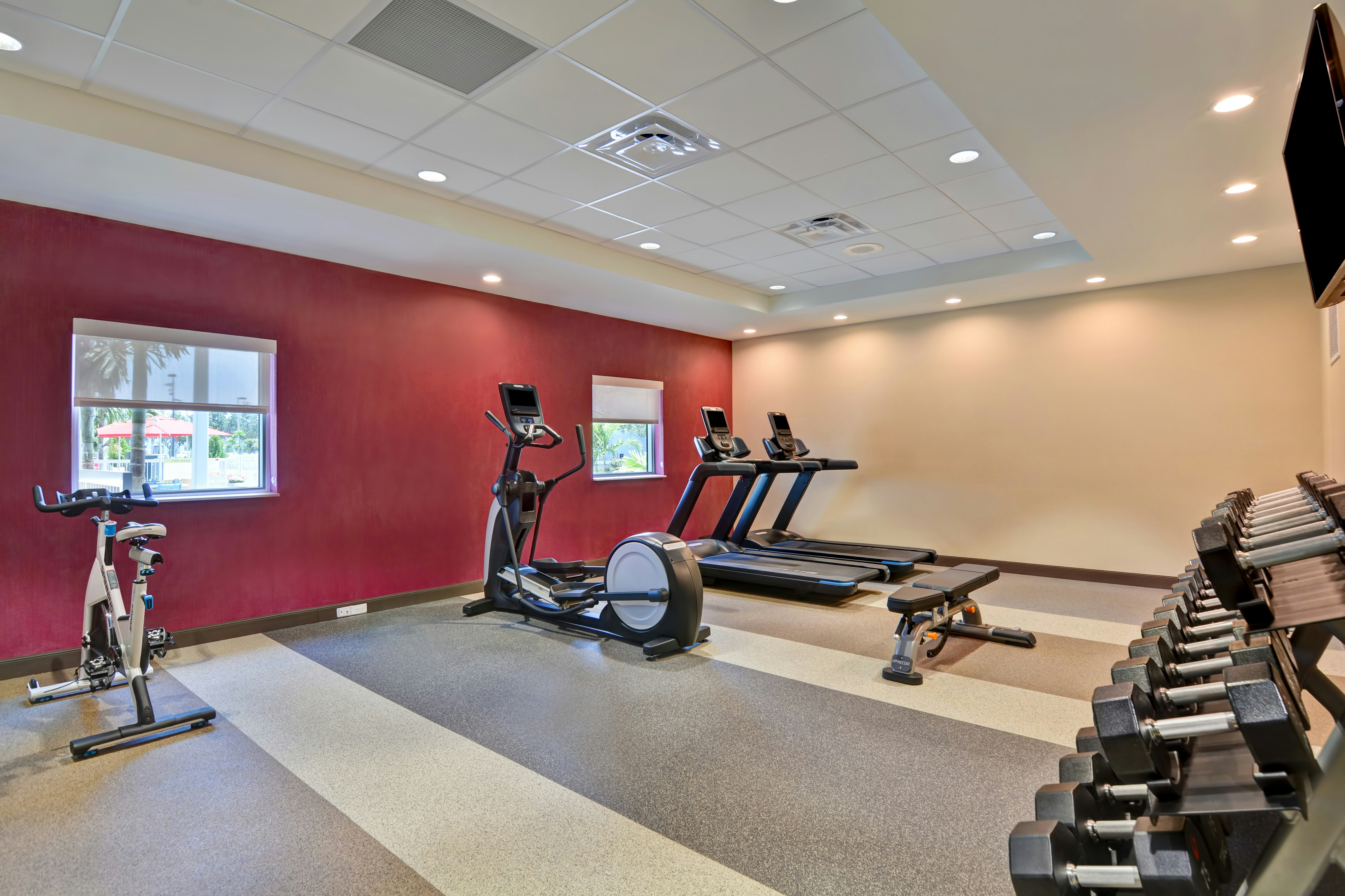 Home2 Suites By Hilton Naples I-75 Pine Ridge Road 10/29