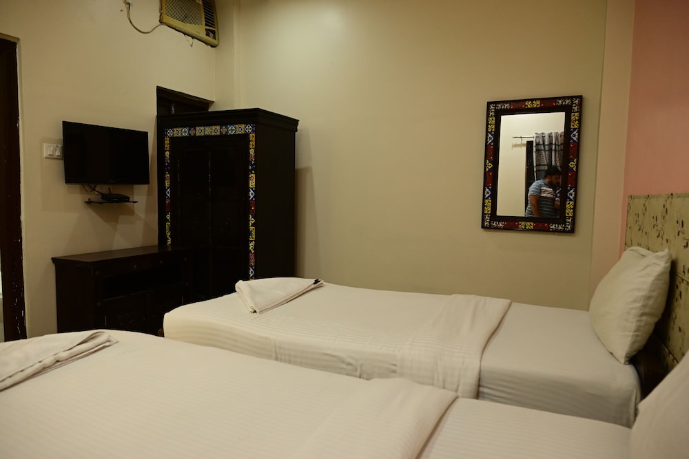 Ganga Monastery 33/50