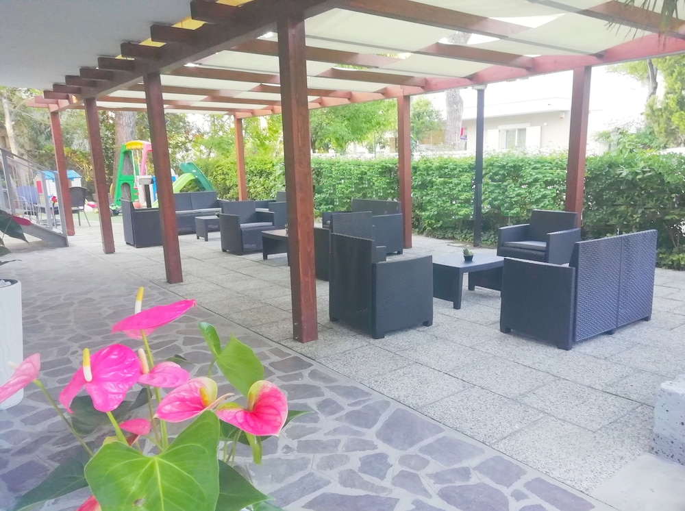 Hotel Rita 26/40