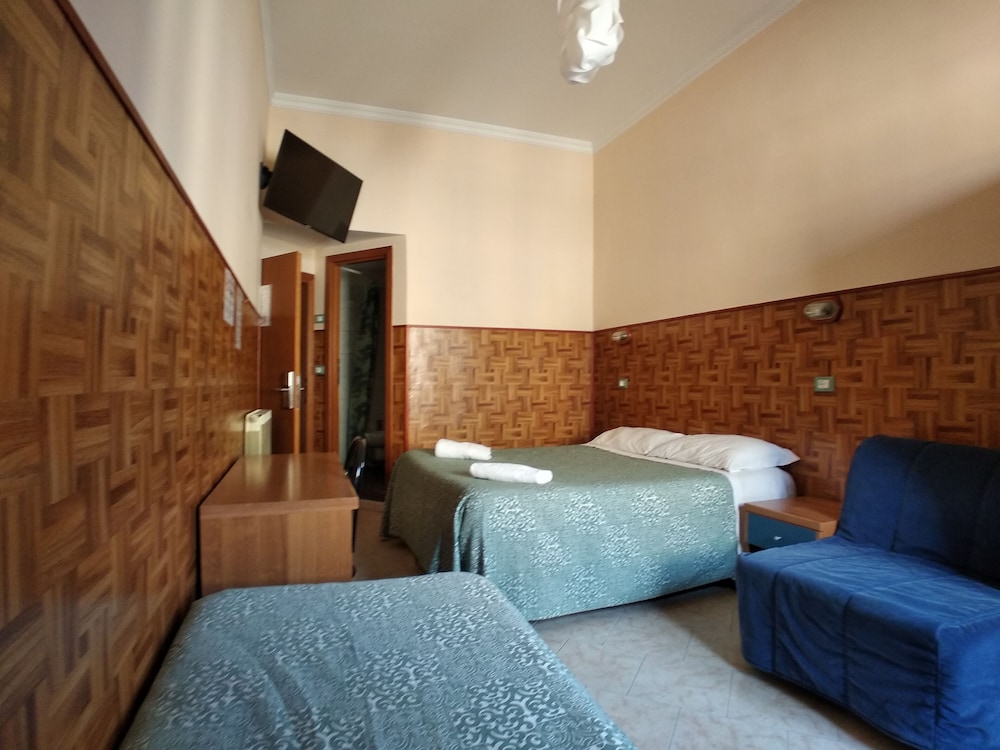 Hotel Cressy 11/63