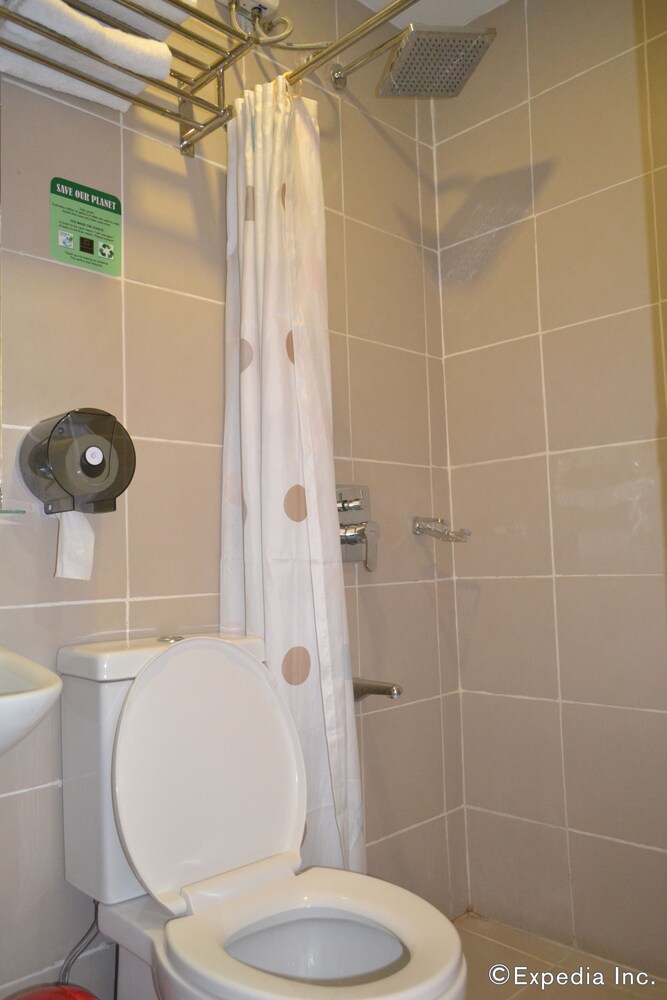 Columbus Plaza Hotel 53/55