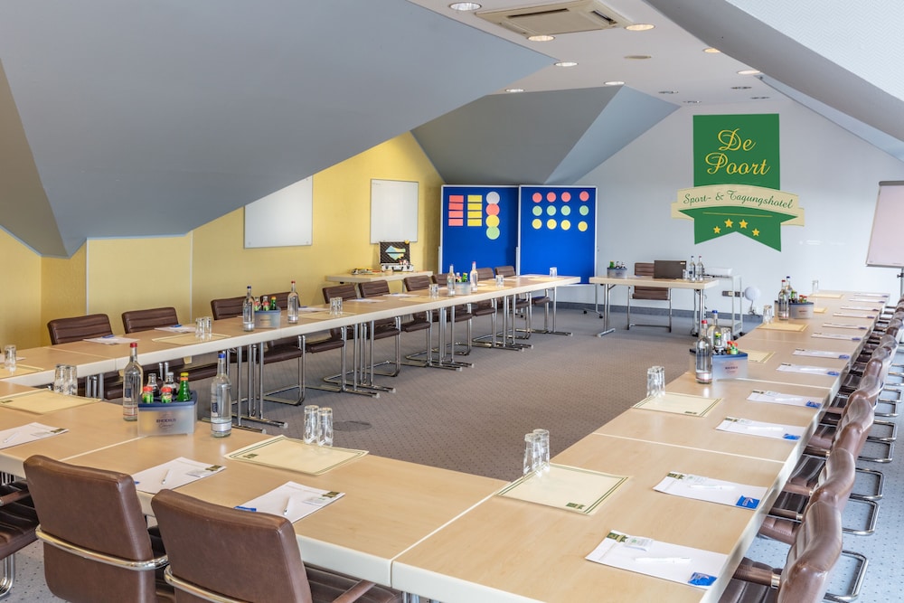 Sport und Tagungshotel De Poort 48/62