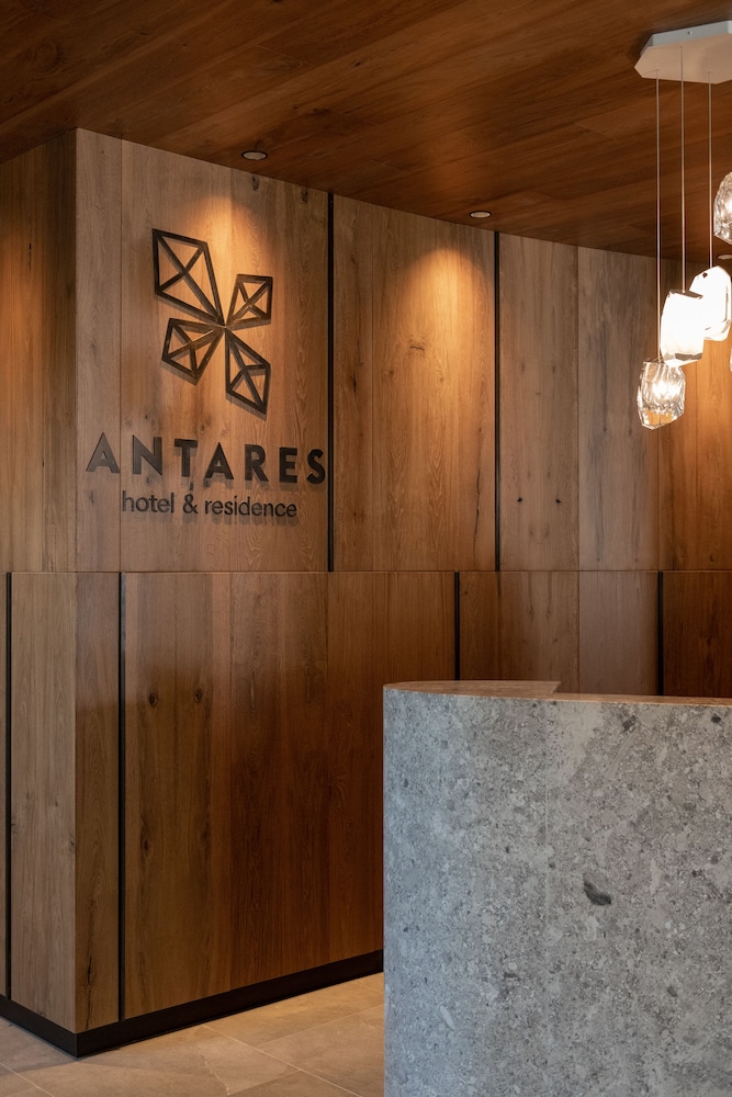 Residence Antares 11/81