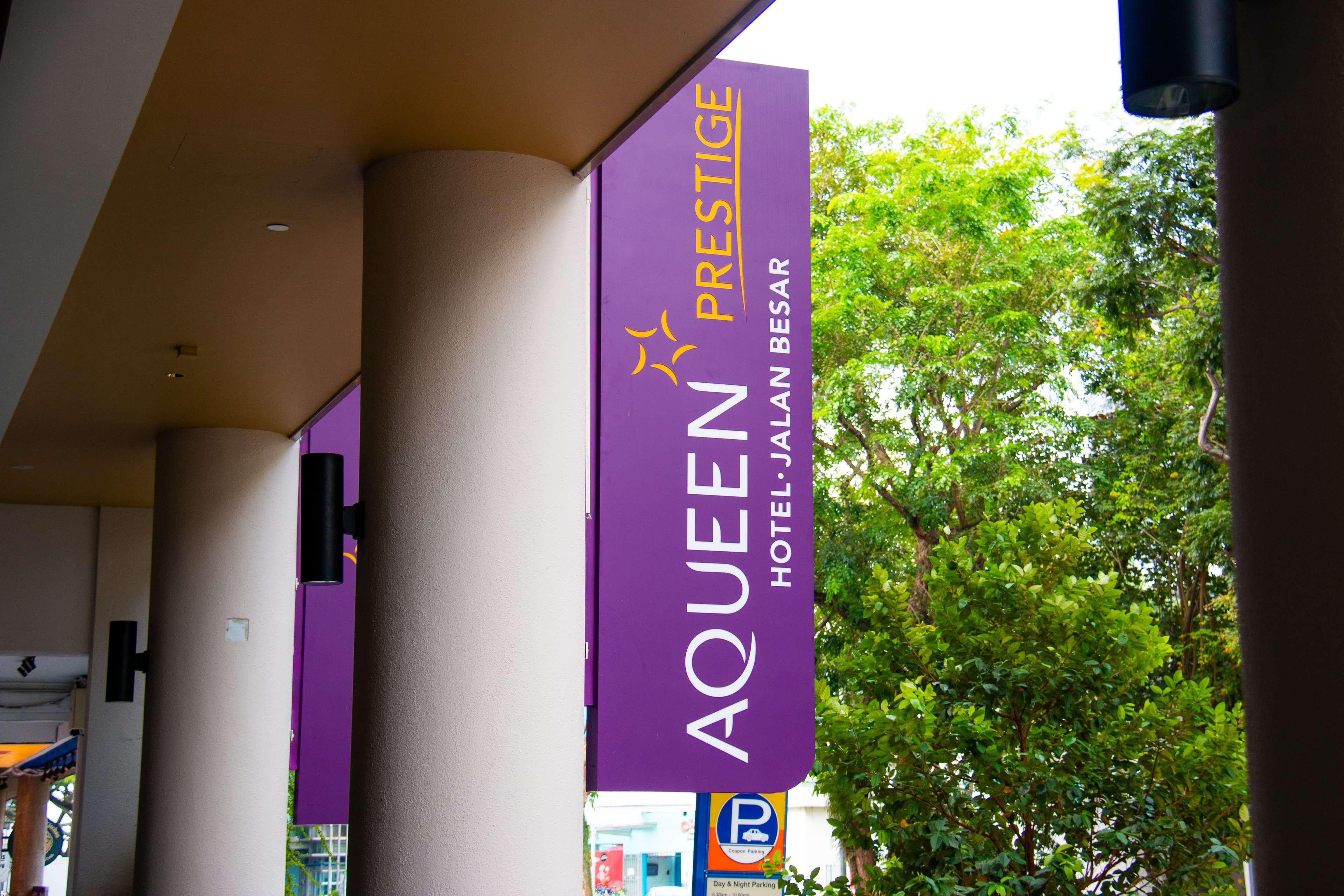 Aqueen Prestige Hotel Jalan Besar in SINGAPORE