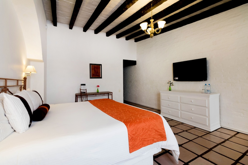 PREFERRED, KING BED